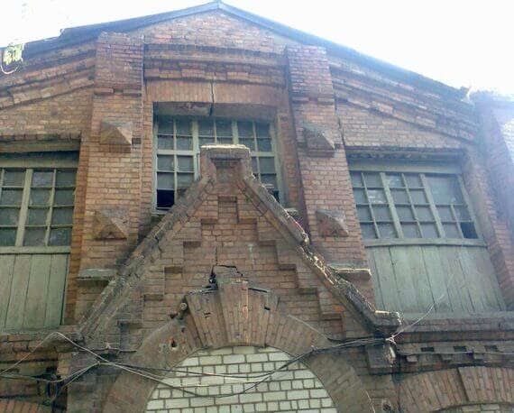 Реставрація фасаду будівлі з червоної цеглини вул. Малиновського, 3 (м. Харків) Реставрація фасаду будівлі з червоної цеглини вул. Малиновського, 3 (м. Харків)